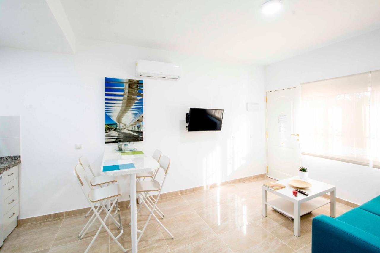 Apartamentos Los Alamos Sardinero Торремолінос Екстер'єр фото
