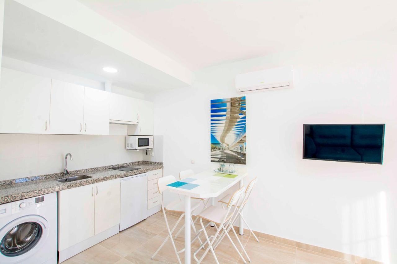 Apartamentos Los Alamos Sardinero Торремолінос Екстер'єр фото